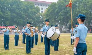 中国空军进行曲 中国空军进行曲